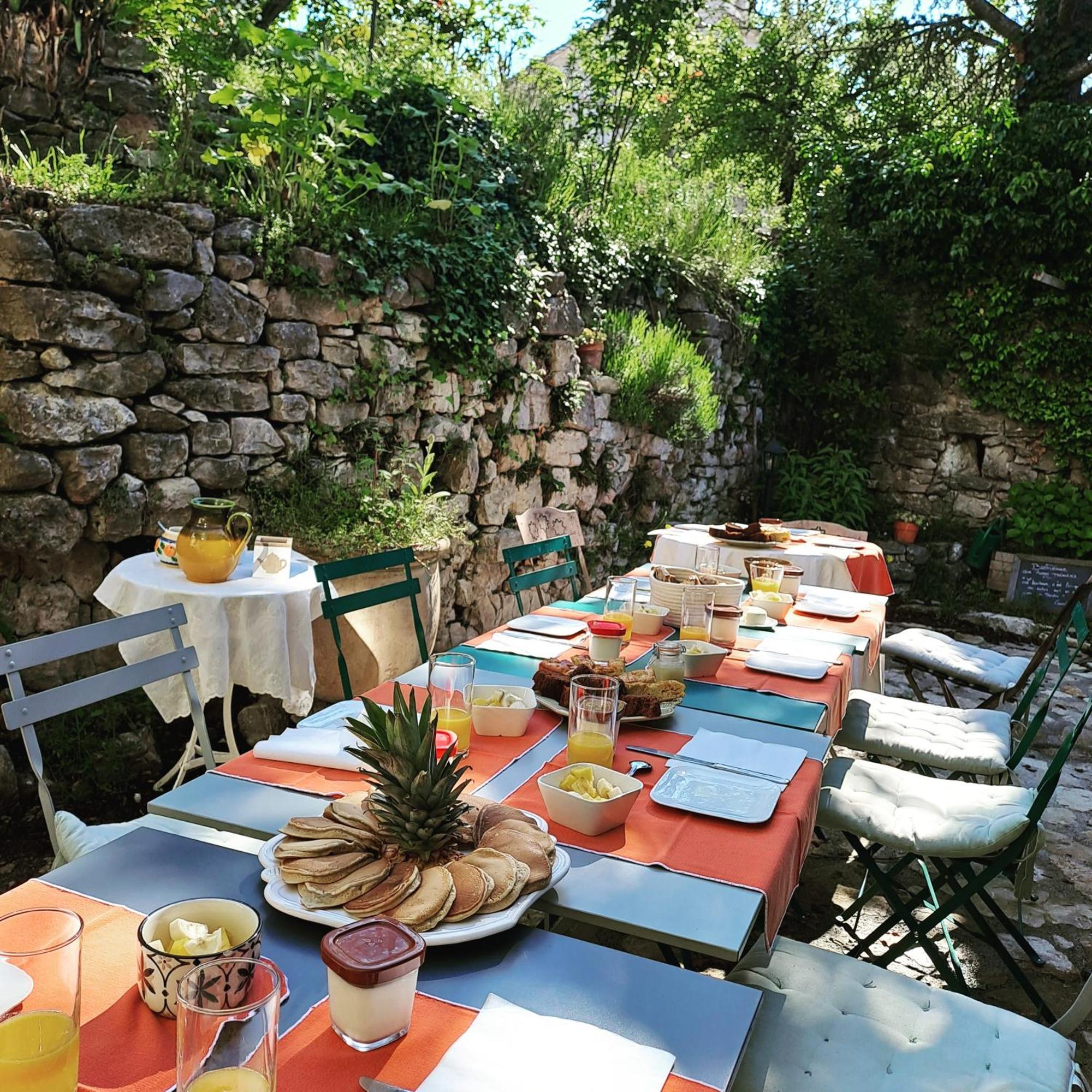 Les Roses Tremieres Bargème Exterior foto